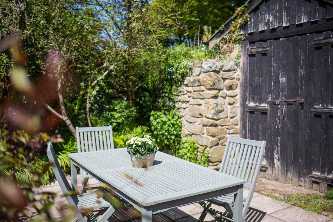 Cwm Connell Coastal Cottages Moylgrove Extérieur photo