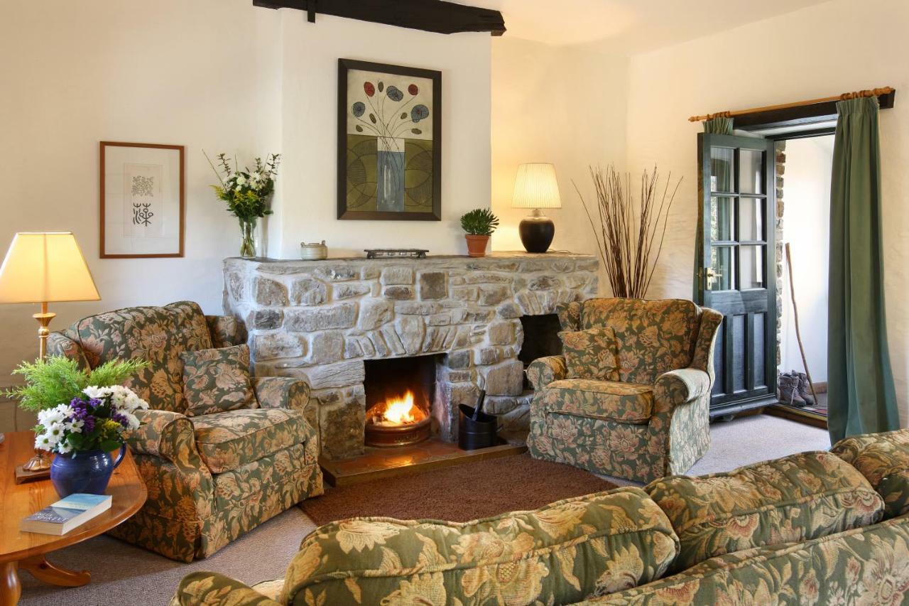 Cwm Connell Coastal Cottages Moylgrove Extérieur photo
