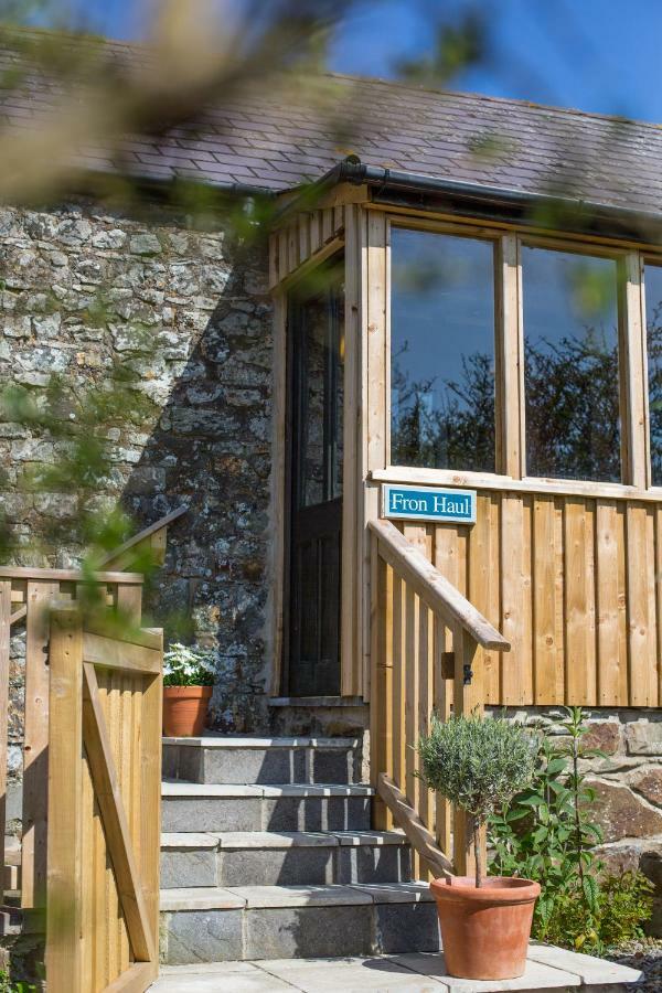 Cwm Connell Coastal Cottages Moylgrove Extérieur photo